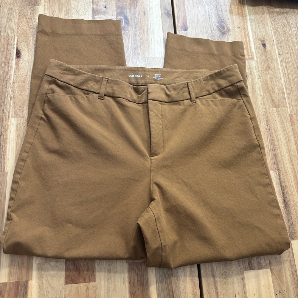 Old Navy High-Rise Pixie Pants Women’s Size 14 Brown